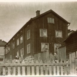 Oikeus oppia – Malmin kuurojenkoulu Porvoossa avautuu Runebergin kotimuseossa